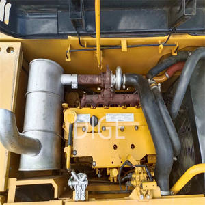 Pompe hydraulique Komatsu à haut rendement, excavatrice sur chenilles, 12 tonnes, 2018-2022, matériel d'occasion - Product Image 4