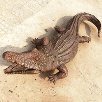 Statue de crocodile en bronze pour extérieur, sculpture animale, figurine de jardin moulée à la main, moderne et traditionnelle, pour fêtes d'anniversaire, mascotte de Noël