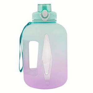 ขวดน้ำ PETG ไล่สี ขนาด 1.5 ลิตร พร้อมสายสะพาย ป้องกันการรั่วซึม เหมาะสำหรับเป็นของขวัญองค์กรและงานอีเว้นท์ พร้อมโลโก้สั่งทำ - Product Image 2