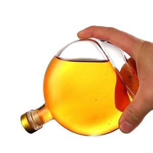 Wijn Fles Leverancier Groothandel 250Ml 500Ml Ovale Vorm Drankflessen 8 Oz 16 Oz Glas Alcohol Geest Wijn glazen Fles Met Kurk - Product Image 4