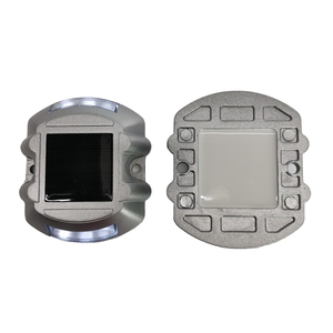 แผ่นสะท้อนแสงส่องถนนสำหรับทางหลวงระยะการมองเห็นที่ยาวนานส่งตรงจากโรงงาน - Product Image 1