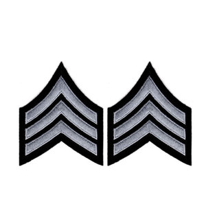 Chevrons de grade brodés sur mesure pour uniformes d'usine, service OEM sur mesure, fabricant de chevrons à vendre - Product Image 1