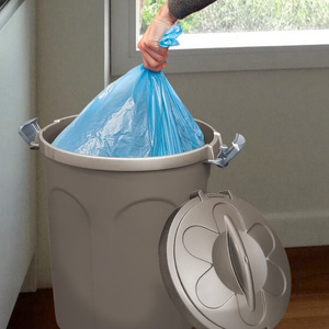 Bidón de 23 Litros Color Gris Paloma con Tapa, Asas y Cierre de Clip, Práctica Caja de Almacenamiento para Comida de Perros y Gatos - Product Image 4