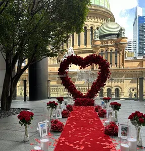 Wholesale 3D Full Red Rose Heart Shaped Arch Stand Flower Arrangement Arch Backdrop Floral Arrangement Backdrop for Event Decor