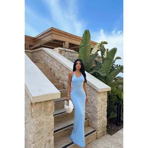 Robe de soirée bleue Clara, style robe de bal, avec perles scintillantes, manches courtes et taille empire, longueur ras du sol, pour soirée formelle - Product Image 2