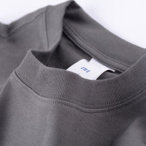 नई डिजाइन लक्जरी गुणवत्ता कपास ढीले फिट थोड़ा ड्रॉप कंधे के ब्रांड खाली ओवरसाइज पुरुषों टी शर्ट - Product Image 3