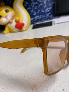 <span class=keywords><strong>แว่น</strong></span><span class=keywords><strong>กันแดด</strong></span>ทรงสี่เหลี่ยม UV400สำหรับอุตสาหกรรมกระจกสีชมพูสีเหลืองสวมใส่สบายสำหรับกันแดดบนท้องถนน - Product Image 5