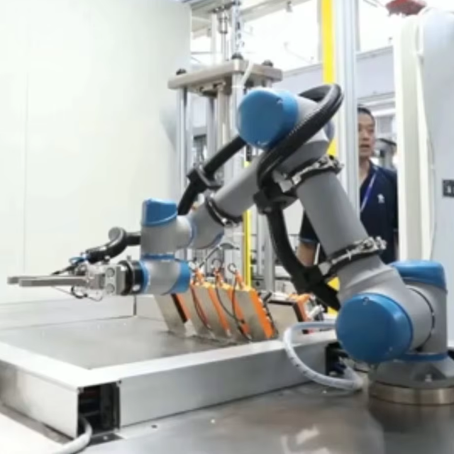 Collaborative Robot 3kg 618mm Loading Unloading Machine Tending Material Handling Cobot OEM CE Certified