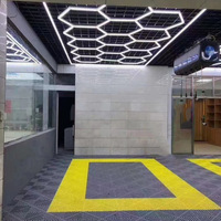Lampu LED Heksagonal Lumens Tinggi dengan Bingkai untuk Showroom Mobil, Garasi, Bengkel Honeycomb, Lampu LED Detailing