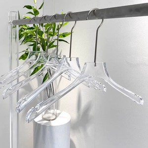 Cintre de luxe en acrylique transparent effet cristal, antidérapant, à épaules larges, pour mariage, avec revêtement - Product Image 5