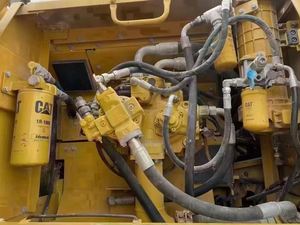 Excavatrice Caterpillar 36 tonnes CAT336D d'occasion à vendre, en excellent état de fonctionnement, avec moteur Cummins et composants essentiels de transmission, machine de terrassement - Product Image 3