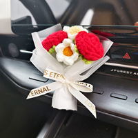 Décoration d'intérieur de voiture créative et haut de gamme, faite main au crochet, écologique, mignonne et exquise, avec longues fleurs, pour sortie d'air, cadeau original