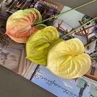 Fleur d'Anthurium Artificielle Réaliste LO-1138, Tige de Plante Tropicale Artificielle pour Accessoires Photo, Décoration de Vitrine et Aménagement Commercial