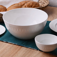 Assiette en céramique de porcelaine fine blanche pure, style coréen, créative et pratique, pour banquets et usage domestique