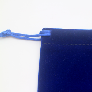 Sacchetti in Velluto con Coulisse per Gioielli all'Ingrosso con Logo Personalizzato, Elegante Imballaggio Tessile Ecologico per Regali - Product Image 6