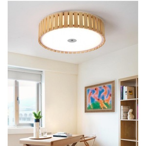 Lámpara de Techo LED Redonda con Listones de Madera, Moderna y Minimalista, para el Hogar - Product Image 1