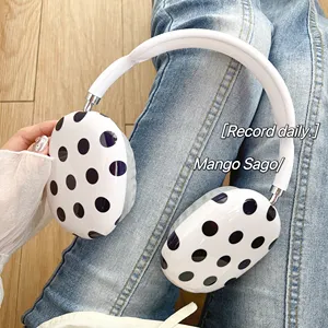 MOMI Hardcase Cute polka dots for Women Protective Hard Plastic Case Cover Compatible with Apple Airpods MAX Case