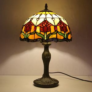 Lámpara de Mesa de Vidrio Estilo Tiffany con Flor de Tulipán LongHuiJing, Lámpara de Noche con Pantalla de 12 Pulgadas, Base de Metal, Luces para Dormitorio - Product Image 2