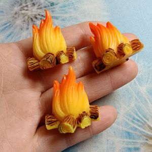 Nouveaux modèles de feux de camp 3D miniatures créatifs, 100 pièces, en résine, décoratifs, pour <span class=keywords><strong>la</strong></span> décoration de paysages, de jardins féériques, fournisseur - Product Image 3