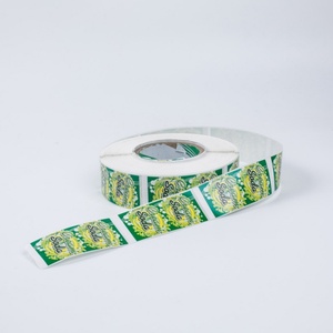 Autocollants adhésifs personnalisés en PVC et PP imprimés UV pour étiquettes de boissons, eau, jus, vin minéral et papier couché - Product Image 1