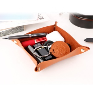 Maßgefertigter 15*15cm PU-Leder Untersetzer & Geldablage der Marke Yimi mit Anpassbarer Farbe und Geprägtem Logo für Zuhause, Restaurant und Hotel - Product Image 2
