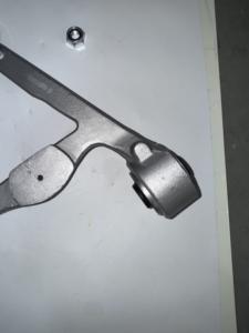 Applicable aux <span class=keywords><strong>Jaguar</strong></span> XJ, XF, <span class=keywords><strong>S</strong></span>-<span class=keywords><strong>TYPE</strong></span>, X250, X200 et X351. Bras de commande supérieur arrière C2D49449. - Product Image 3