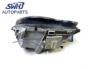 Faro HID Originale <span class=keywords><strong>di</strong></span> Seconda Mano 2038202059 Faro Xenon Sinistro per <span class=keywords><strong>Mercedes</strong></span> W203 Classe C Ricambi Auto Smontati - Product Image 4