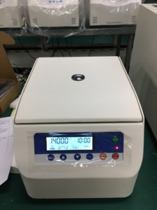 เครื่องปั่นเหวี่ยงไมโครทิวป์แบบตั้งโต๊ะ ราคาโรงงาน รองรับหลอดสูบขนาด 0.2 มล. 0.5 มล. 1.5 มล. 2 มล. 5 มล. สูงสุด 24 หลอด - Product Image 5