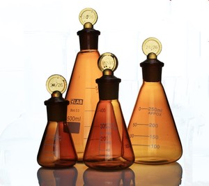 4 लैब 250 मिलीलीटर भूरे त्रिकोणीय फ्लैस्क के साथ स्टॉपर ग्लास शंकु बीकर - Product Image 2