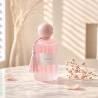 Bouteilles en verre dépoli rose de 100 ml à rayures vintage, avec pulvérisateur à pompe gravé, pour parfum et diffuseur à bâtonnets, avec boîte personnalisée et couvercle – Vente en gros