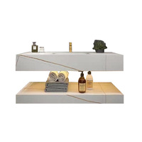 Meuble-lavabo mural de salle de bain moderne de luxe en pierre frittée avec miroir intelligent, taille personnalisée et comptoir-lavabo intégré pour