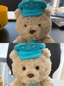 Oso <span class=keywords><strong>de</strong></span> Peluche Harrods <span class=keywords><strong>de</strong></span> Lujo Británico, Versión Alta UK JC, 18cm, con Pelo Rizado, Gorro y Base Ponderada, Sensación Suave y Blanda - Product Image 4