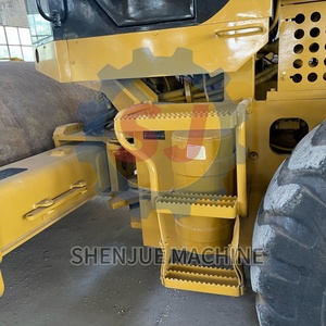 Compactadora de Asfalto Caterpillar CS683D de Segunda Mano - 35% Más Barata que Nueva, de Alta Calidad con Precio Preferencial en Oferta - Product Image 5