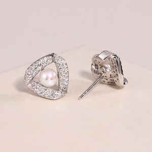 Boucles d'oreilles clous en perles d'eau douce géométriques tendance KAMMY 4-4,5 mm, argent S925 de haute qualité, zircon pour femmes - Product Image 5
