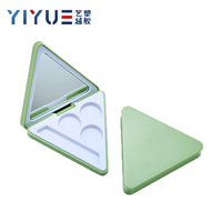 YIYUE Cosmétique Triangle Vide Logo Personnalisé Magnétique Cas Blush Surligneur Contour Palette Cas