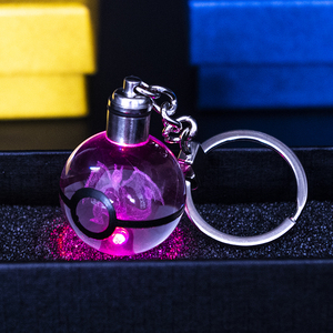 LLavero de bola de pokebola go, luz led <span class=keywords><strong>para</strong></span> regalos creativos de cumpleaños, venta al por mayor, barata de fábrica - Product Image 3