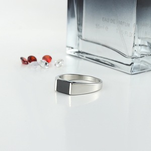 Yunnique Stainless Steel <b>Ring</b> Geometric Quadrilateral Bezel Setting Black Inlay Unisex Fashion Jewelry Gift <b>Silver</b> Tone - Product Image 4
