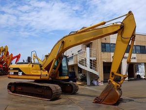 รถขุดตีนตะขาบ CAT 320B มือสอง สำหรับงานก่อสร้างและงานดิน - Product Image 2