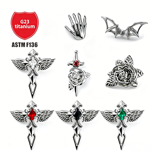 Pendientes de titanio G23 con diseño de cruz gótica punk y espada, aretes de titanio de grado implante con rosca interna para labret y <span class=keywords><strong>piercing</strong></span> de <span class=keywords><strong>labio</strong></span>. - Product Image 1