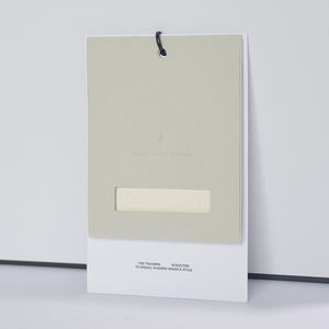 Etiquetas colgantes personalizadas para ropa, papel Kraft de cartón de plástico, impresión dorada UV, etiquetas colgantes para ropa - Product Image 6