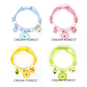 Collar para perros y gatos, tejido con bloques de color, fresco para el verano, ajustable, con diseño de corazón y cara sonriente, oso de peluche con degradado plateado - Product Image 1