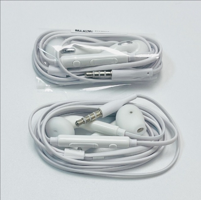 3.5mm Wired Earphones Flat Cable With Built-In Microphone In-Ear Headphones With Mic Suitable For S6 S7 Earphones