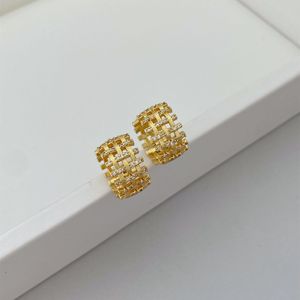 Nouveau modèle de bijoux d'oreille en cuivre, boucles d'oreilles créoles en zircon cubique, design géométrique, boucles d'oreilles de fiançailles tendance - Product Image 5