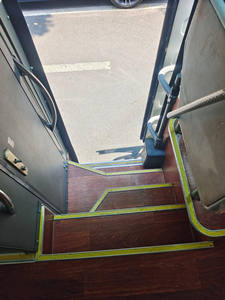 Autobús Usado con Volante a la Izquierda, 31 Asientos, Minibús de <span class=keywords><strong>Segunda</strong></span> <span class=keywords><strong>Mano</strong></span> de Buena Calidad - Product Image 5