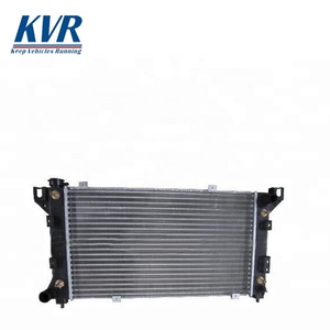 Vente en gros radiateur haute performance OEM 4652588 4682587 4682587AB radiateur de refroidissement d'usine pour CHRYSLER GRAND VOYAGER II - Product Image 1