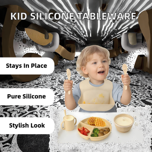 Ensemble d'alimentation pour bébé en silicone de qualité alimentaire pour les tout-petits et l'apprentissage de l'auto-alimentation |   Assiette à ventouse, bol, bavoir, fourchette et cuillère avec couvercle - Product Image 2
