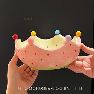 Ensemble de plateaux <span class=keywords><strong>à</strong></span> dessert et assiettes <span class=keywords><strong>à</strong></span> <span class=keywords><strong>fruits</strong></span> en porcelaine de haute qualité, mignon, <span class=keywords><strong>grande</strong></span> capacité, avec fourchettes et brochettes sécurisées - Product Image 3