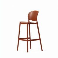 Chaise de bar empilable en plastique PP, design moderne, pieds hauts, pour la maison, le bar, l'hôtel, l'extérieur, le salon et la villa - Vente flash