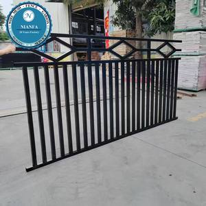 Piquets de clôture en métal en fer forgé de 6 pieds en gros Premier bois traité sous pression de l'usine directe de Guangzhou - Product Image 2