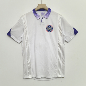 เสื้อฟุตบอลเรโทรมาดริดปี 97-98 ขายส่ง เสื้อวินเทจผู้ชาย ผ้าโพลีเอสเตอร์ระบายอากาศดี ตัดเย็บอัตโนมัติ ผลิตตามสั่ง - Product Image 1